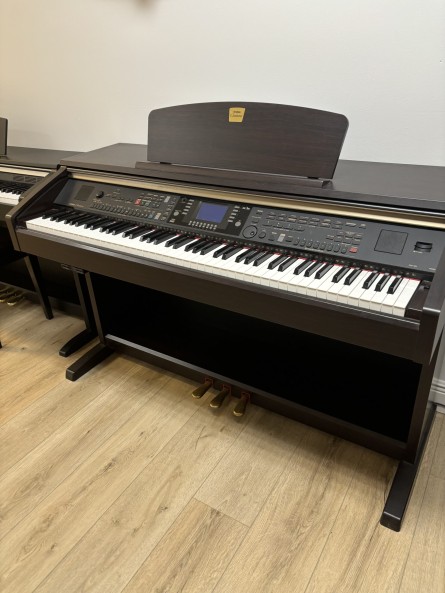 YAMAHA CLAVINOVA CVP 301