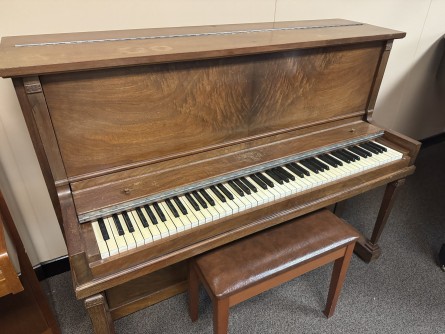 Cable Studio Upright